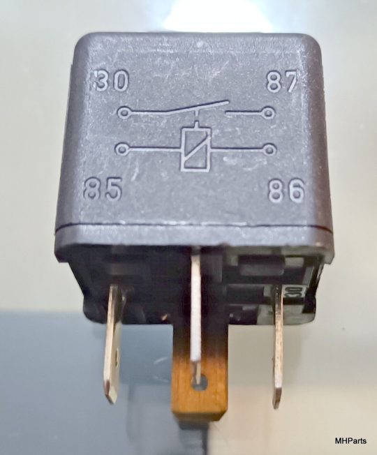 1 Pc Hella 4RA 003 510-08 12V 30A Automotive Relay 4 Pins Unused Ship Worldwide