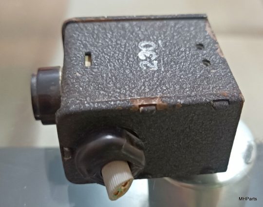 Ham radio Special Connector #230 Used Ship Worldwide - Image 3