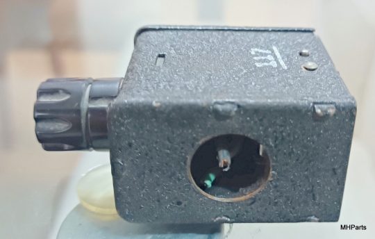Swan Special Connector 117 Used Ship Worldwide - Image 3