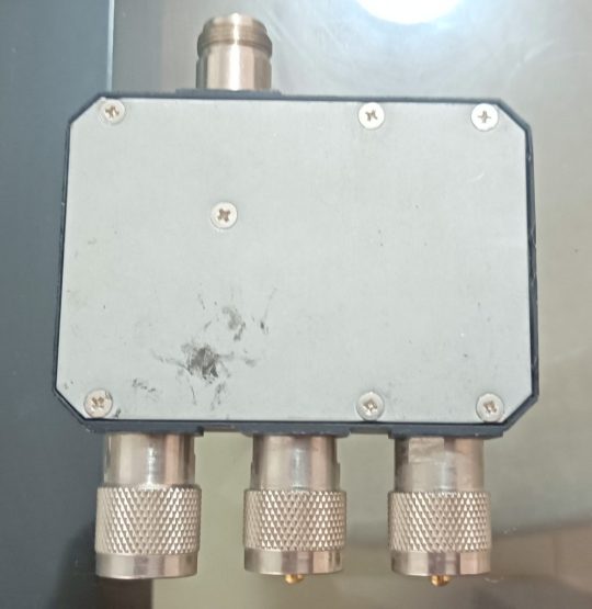 Comet Original CFX-4310 Triplexer Used We Ship Worlwide - Image 3