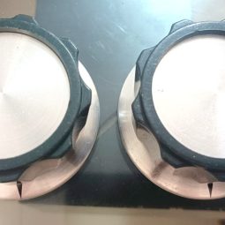 1 UND Heathkit SB-220 Original Big Knobs Used