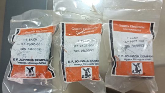 1 UND EF Johnson Original 117-2607-001 NOS We Ship Worlwide