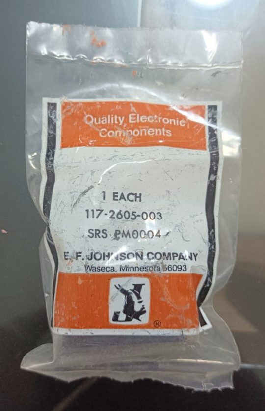 1 UND EF Johnson Original 117-2605-003 NOS We Ship Worlwide