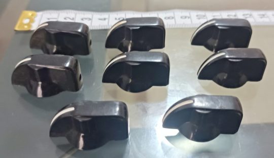 2 UND EF Johnson Original Knobs See Size Used We Ship Worlwide - Image 2
