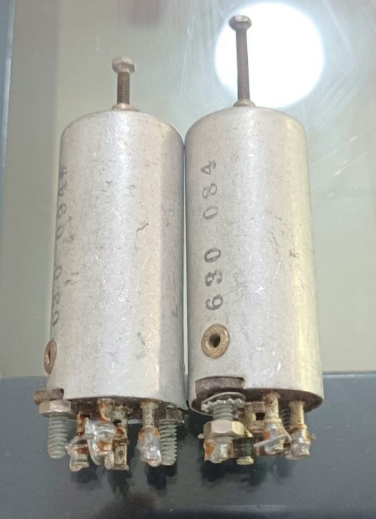 2 PCS Coils 630 084 / 630 094 Original Used We Ship Worlwide - Image 2