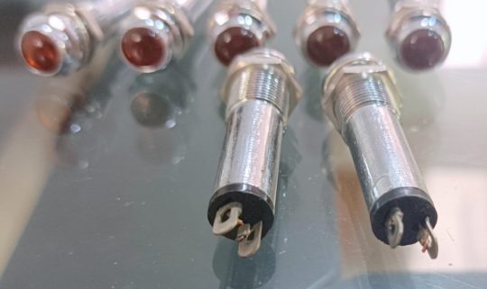 Ligths Lot of 7 Red 1,57 Inches Unued We Ship Worlwide - Image 3