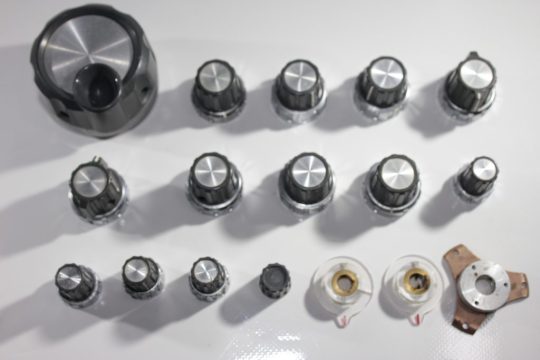 Yaesu FT-101ZD Original Knobs Set Used We Ship Worlwide