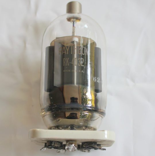 B16P 1 Unit TUBE Raytheon RK - 4D32 And Tube Plug Used We Ship Worlwide - Image 2