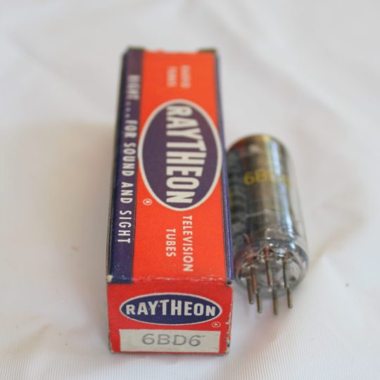 B18P 1 Unit TUBE RAYTHEON 6BD6 NOS We Ship Worlwide
