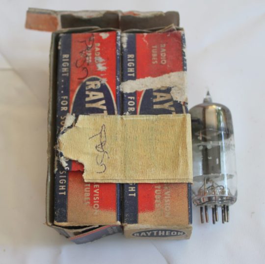 B18P 1 Unit TUBE RAYTHEON 6AB4 NOS We Ship Worlwide
