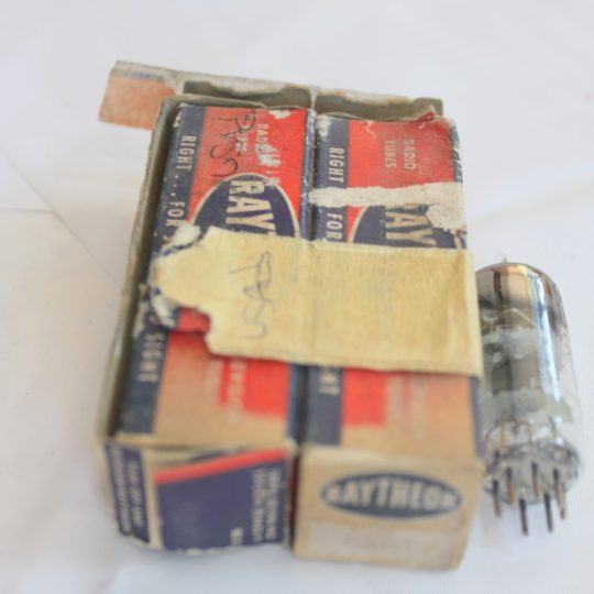 B18P 1 Unit TUBE RAYTHEON 6AB4 NOS We Ship Worlwide - Image 2