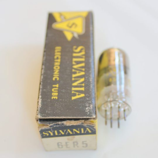 B18P 1 Unit TUBE SYLVANIA 6ER8 NOS We Ship Worlwide - Image 2