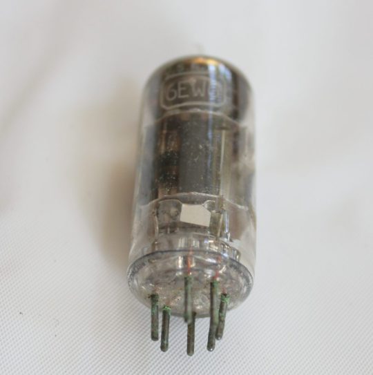 B19P 1 Unit TUBE 6EW6 Used  We Ship Worlwide - Image 2