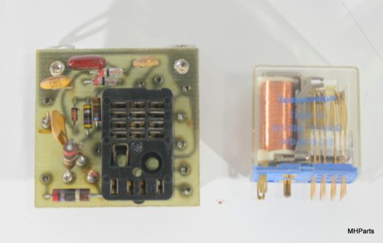Drake TR-4C Original Telemecanique Relay Board Used We Ship Worlwide - Image 4