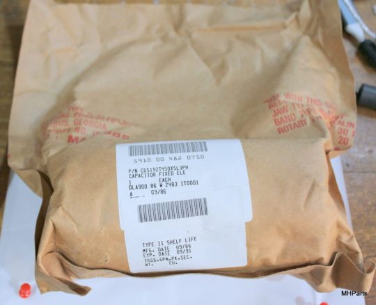 1 PCS Mallory CGS192T450X5L3PH 1900uF 450VDC Electrolytic Capacitor UNUSED We Ship Worlwide
