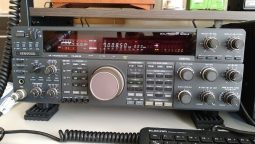 WoW!! Kenwood TS-950 SD HF Transceiver Used Collectors #02 Ship FREE WW