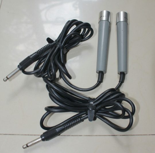 COLLECTORS !! Akai Microphone Lot 2 Used SHIP FREE WW