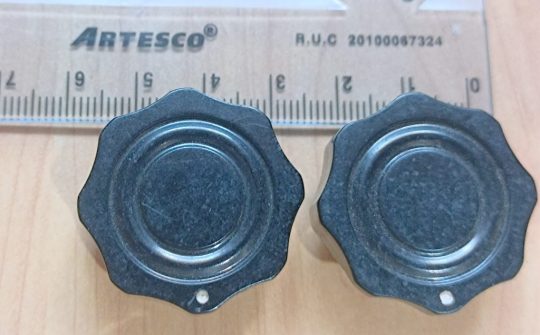 Ham Radio Sato T8-30 Knobs Size 20 mm x 6 mm Hole We Ship Worlwide
