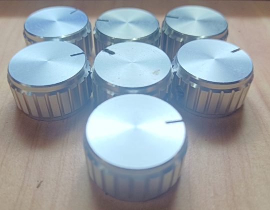 Ham Radio Sato 7 units Knobs Size 25mm x 6mm Used We Ship Worlwide - Image 2