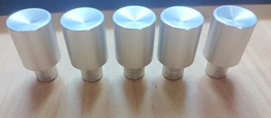Ham Radio 5 Units Metalic Knobs Size 17mm x 6mm Used We Ship Worlwide