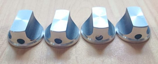 Ham Radio 4 Units Knobs Size 21mm x 6mm Used We Ship Worlwide