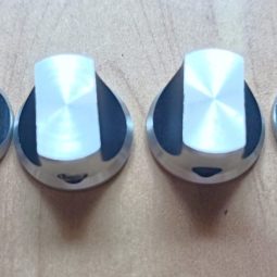 Ham Radio 4 Units Knobs Size 13mm x6mm Used We Ship Worlwide