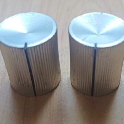 Ham Radio 2 Units Metalic Knobs Size 19mm x 6mm Used We Ship Worlwide
