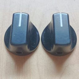 Ham Radio 2 Units Knobs Size 19mm x 6mm Used We Ship Worlwide