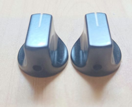 Ham Radio 2 Units Knobs Size 19mm x 6mm Used We Ship Worlwide - Image 2
