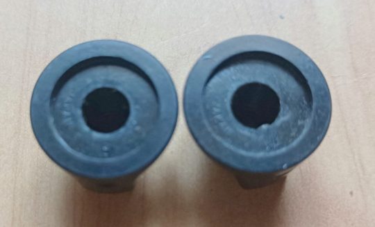 Ham Radio 2 Units Knobs Size 19mm x 6mm Used We Ship Worlwide - Image 3