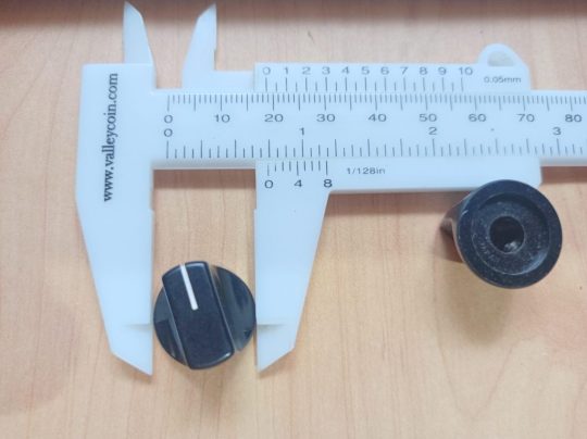 Ham Radio 2 Units Knobs Size 19mm x 6mm Used We Ship Worlwide - Image 5