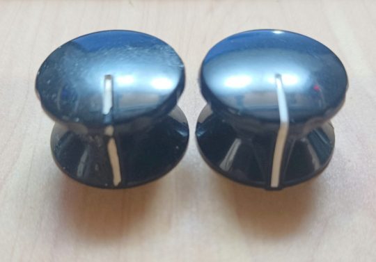 Ham Radio Sato k-2195 Pair Knobs Used We Ship Worlwide - Image 2
