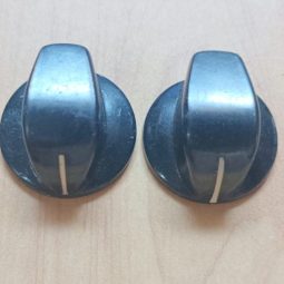 Ham Radio 2 Units Knobs Size 24mm x 6mm  Used We Ship Worlwide