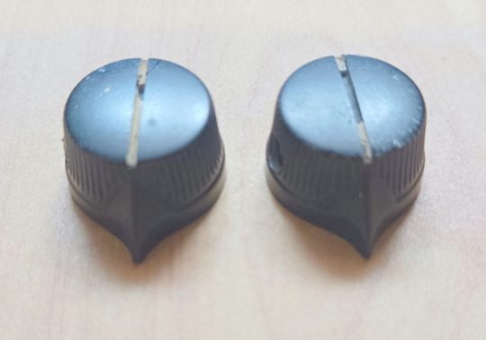 Ham Radio Daka Ware 2 Units Knobs Size 12mm 6mm Used We Ship Worlwide - Image 2