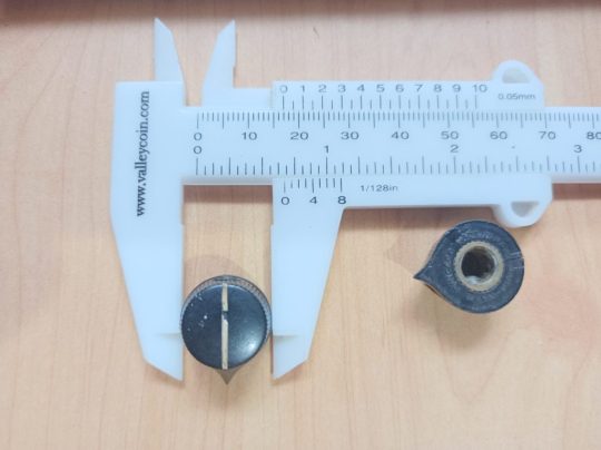 Ham Radio Daka Ware 2 Units Knobs Size 12mm 6mm Used We Ship Worlwide - Image 5