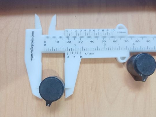 Ham Radio 2 Units Knobs Size 19mm x 6mm Used We Ship Worlwide - Image 5