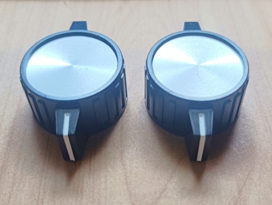 Ham Radio 2 Units Knobs Size 22mm x 6mm Used We Ship Worlwide - Image 2