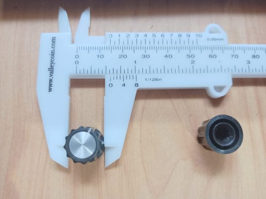 Ham Radio 2 Units Knobs Size 14mm x 6mm Used We Ship Worlwide - Image 5