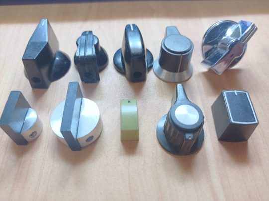 Ham Radio lot 34 Units Knobs Used We Ship Worlwide - Image 2