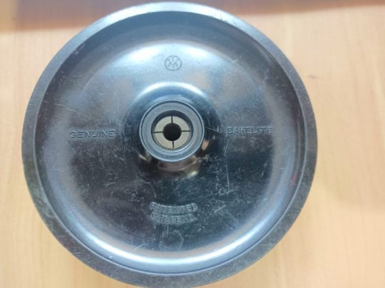 Ham Radio Bakelite Big Knobs Size 100mm x 6mm Used We Ship Worlwide - Image 3