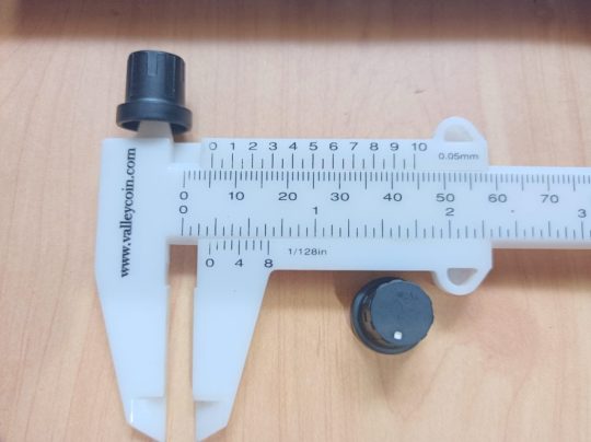 Ham Radio 2 units Knobs Size 15mm x 6mm Used We Ship Worlwide - Image 3