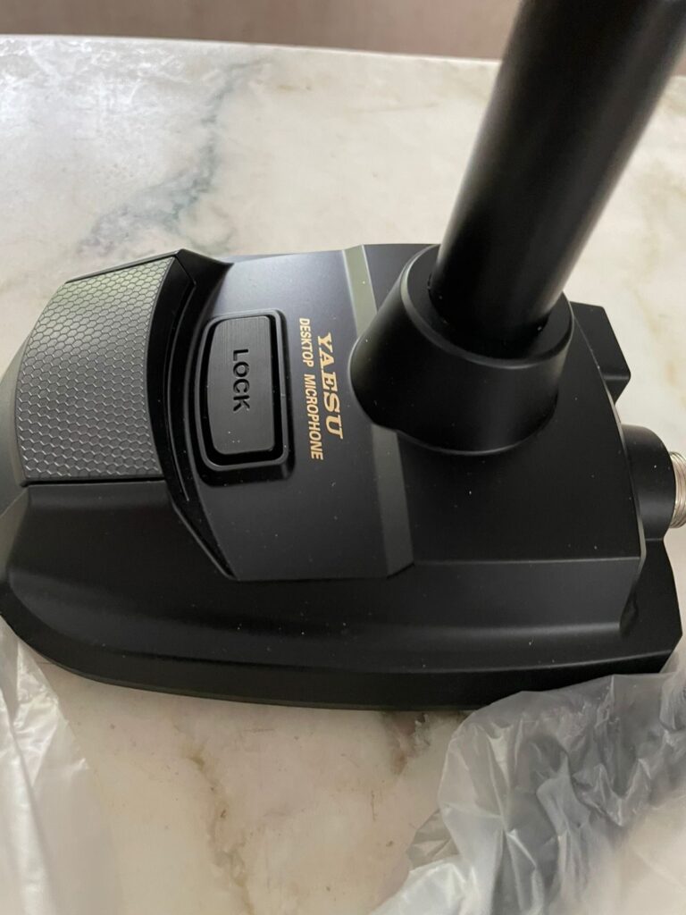 Yaesu M-70 Desktop Microphone New We Ship Worldwide - Image 4