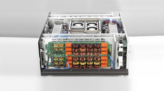 ACOM 2020S | Solid-State 1.8-54 MHz Linear Amplifier - Image 5