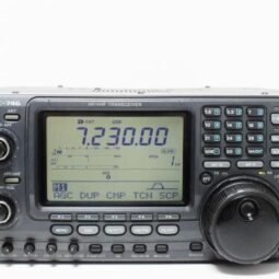 ICOM IC-746 HF/50MHz/144MHz All-Mode Transceiver