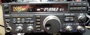 YAESU FT-850 100W General Coverage Automatic Antenna Tuner.